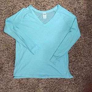 PINK Victoria’s Secret Long Sleeve Tee | Size L